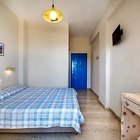 Anatoli & 3* Φηρά